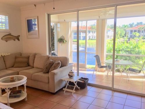 100 Lambiance Cir, Naples, FL 34108-6713