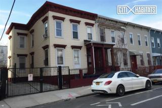 893 Willoughby Ave, Brooklyn, NY 11221-2511