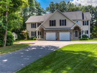 74 Summit St, Southington, CT 06489-3548