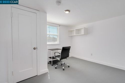 2939 Concord Blvd, Concord CA  94519-2610 exterior