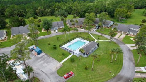 102 Bob White Ct, Daytona Beach FL  32119-1385 exterior