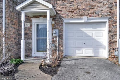 143 Bruaw Dr, York, PA 17406-6502