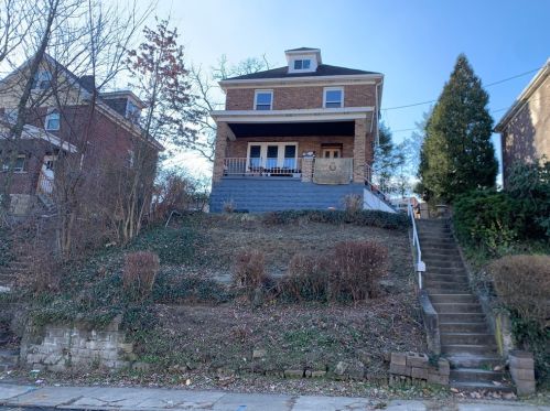 210 Willock Rd, Pittsburgh, PA 15227-3542