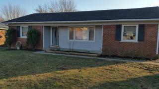 221 Radcliffe Rd, Lexington, KY 40505-1643