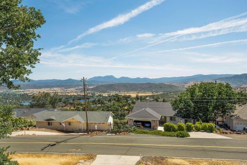 16212 Eagle Rock Rd, Middletown CA  95467-8177 exterior