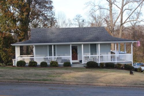 345 Clover Rd, Ridgeway, VA 24148-4483