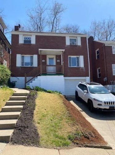 45 Greenlee Rd, Pittsburgh, PA 15227-2443