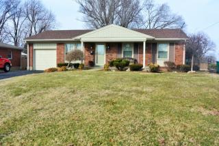 6909 Green Manor Dr, Louisville, KY 40228-1421