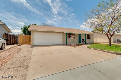 3645 Galveston St, Chandler, AZ 85226-4065