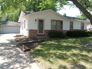 4208 66th St, Des Moines IA  50322-2822 exterior