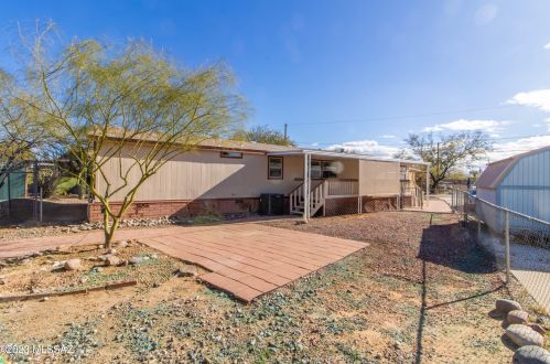 540 Pelaar Dr, Tucson AZ  85705-2645 exterior