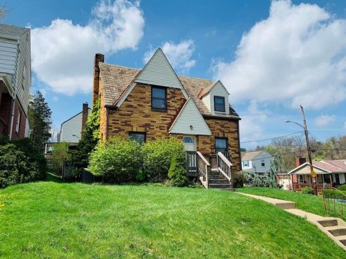 215 Beisner Ave, Pittsburgh, PA 15227-3203