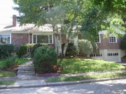 6 Cynthia Rd, Newton, MA 02459-2834