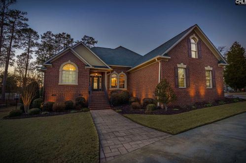 601 Point Dr, Gilbert, SC 29054-9388