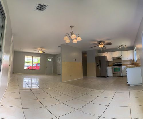 1926 Redwing Cir, Fort Pierce FL  34952-8833 exterior