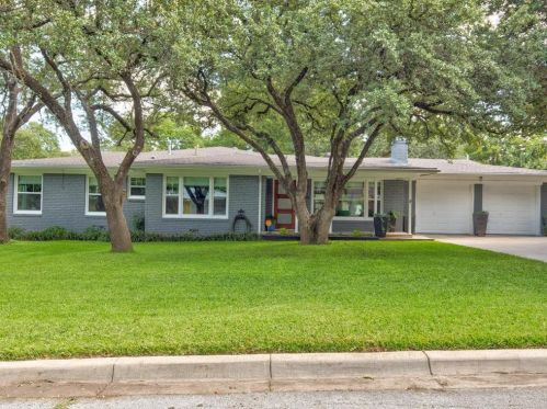 6467 Fortune Rd, Fort Worth, TX 76116-7317