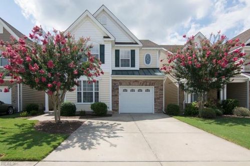 1022 Silver Charm Cir, Suffolk, VA 23435-3339