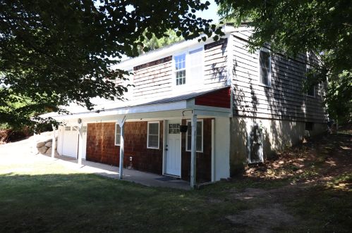 250 Higgins Crowell Rd, Yarmouth, MA 02673-2509