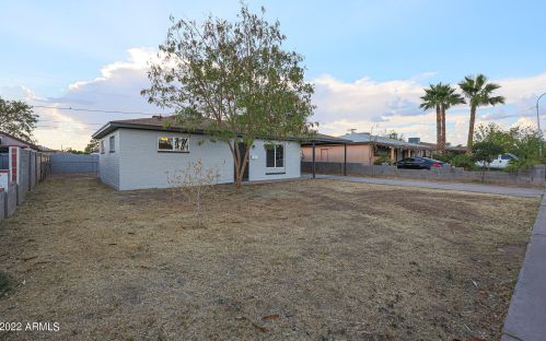 8102 28th Ave, Phoenix, AZ 85051-6307