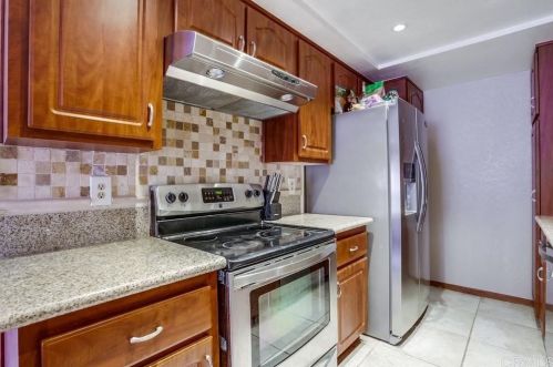 32074 Del Cielo Oeste, Bonsall CA  92003-3807 exterior