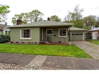 240 Fairfield St, Gladstone, OR