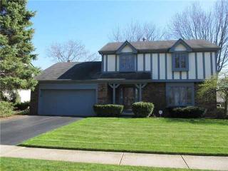 5941 Fallen Leaf Dr, Toledo, OH 43615-2504