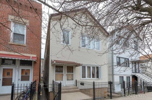 515 28th St, Chicago, IL 60616-2504