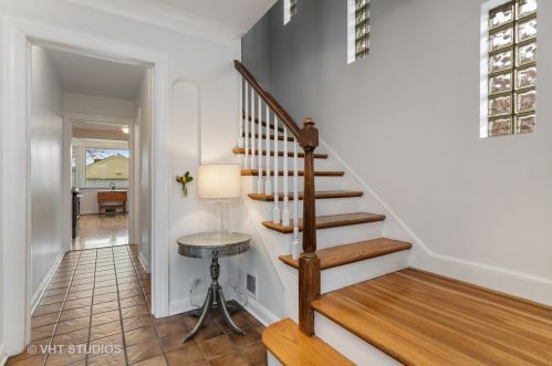 9836 Oakley Ave, Chicago, IL 60643-1739