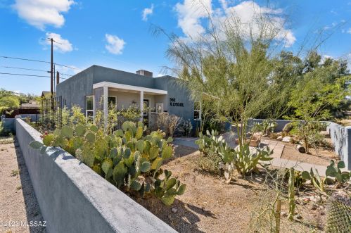 948 10th Ave, Tucson AZ  85705-7624 exterior