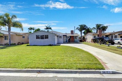 9671 Campus Dr, Anaheim, CA 92804-3410