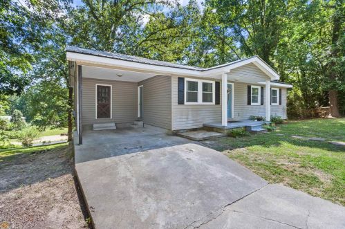 245 Pinedale Dr, Trion, GA 30753-1371
