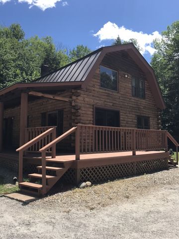 14 Manor Rd, East Lempster, NH 03605-3522