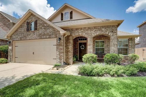 17414 Sandalisle Ln, Richmond, TX 77407-2635
