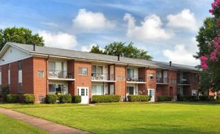 115 Tide Mill Ln, Hampton VA  23666-5207 exterior