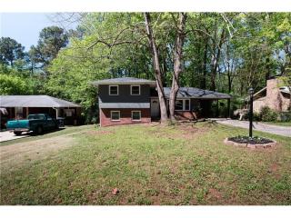 2434 Ridgeway Dr, Atlanta GA  30360-2510 exterior