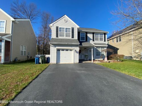 27 Skyline Dr, Hazlet, NJ 07730-1678