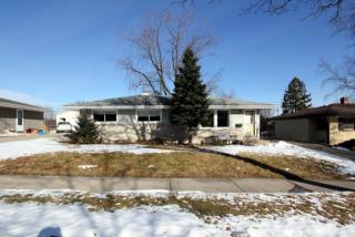 8600 Tripoli Ave, Milwaukee, WI 53228-1726