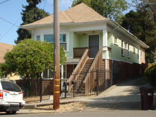 2144 27th St, Oakland, CA 94606-3540