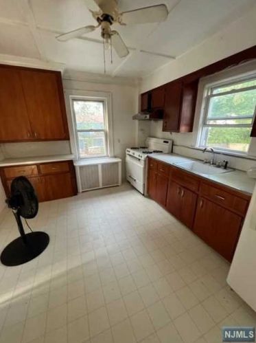 114 Virginia Ave, Dumont NJ  07628-1904 exterior