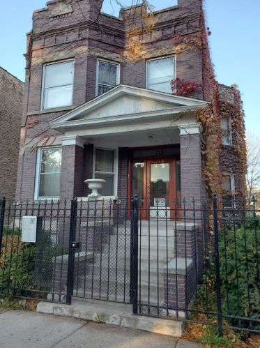 718 Homan Ave, Chicago, IL 60624-1431