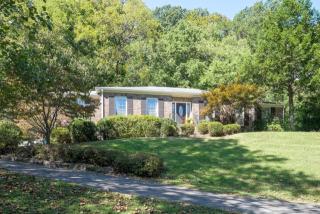 6117 Chickering Ct, Nashville, TN 37215-5001