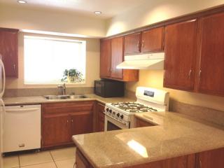 731 Spruce St, Riverside CA  92507-3043 exterior