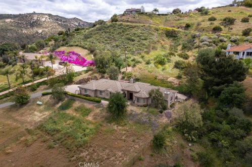 9063 Old Castle Rd, Valley Center CA  92082-5503 exterior
