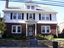 75 Glen Ave, Newton, MA 02459-2044