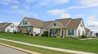 86 Dolomite Dr, York, PA 17408-6356