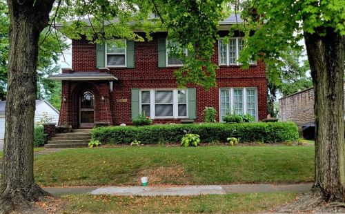 220 Arlington Ave, Springfield, OH 45505-1302
