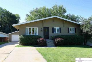 4519 O St, Omaha, NE 68117-2114