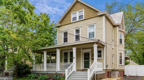 91 Hillcrest Ave, Trenton, NJ 08618-3436