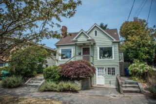 510 62nd St, Seattle, WA 98103-5618