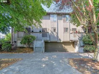 1203 21st Ave, Portland, OR 97232-1503